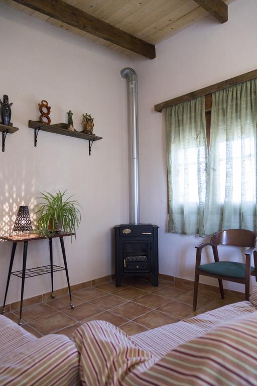 Casa La Tora Pensionat Deltebre Eksteriør billede
